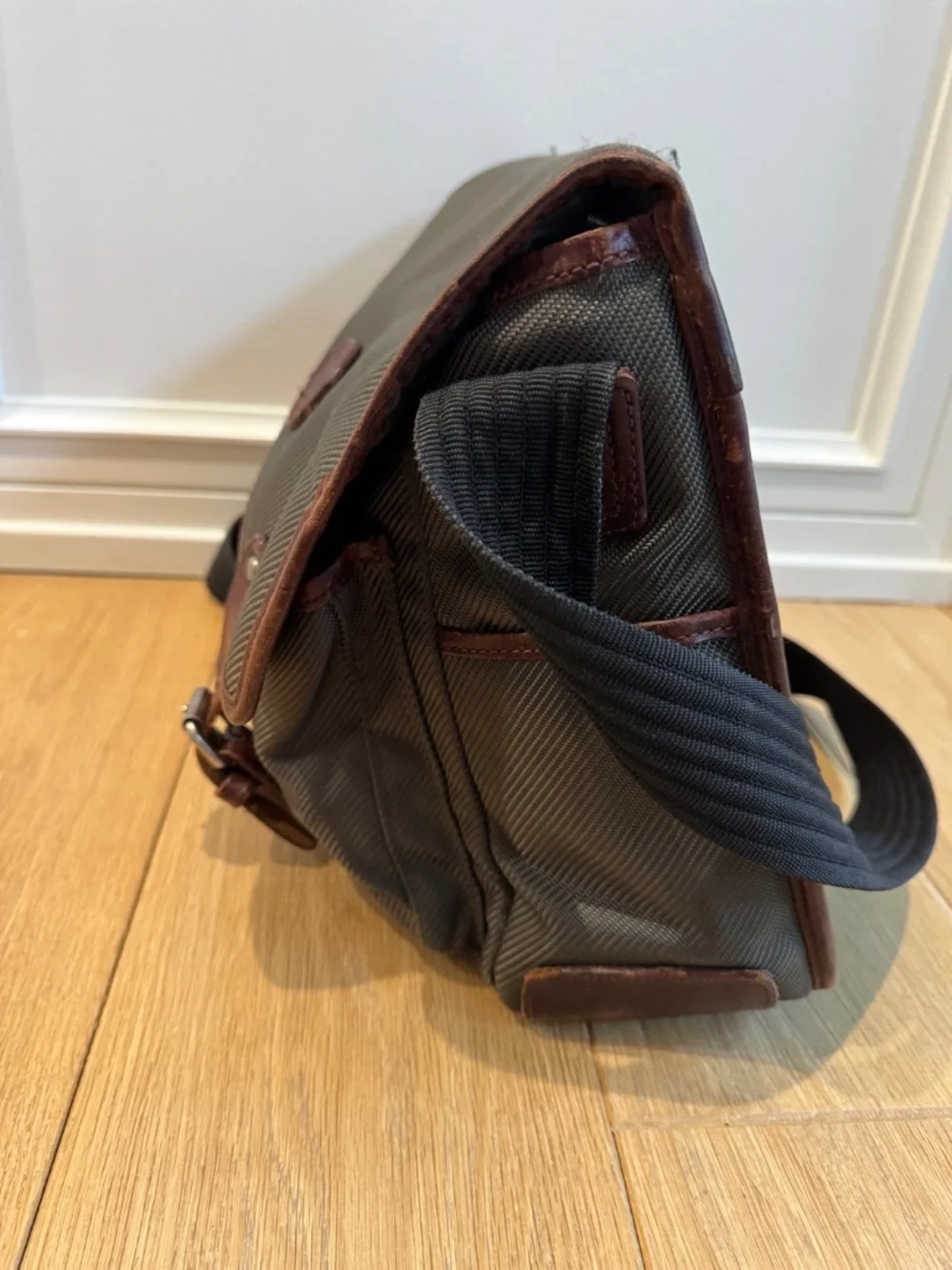 Filson Army Green Messenger Bag Brown Leather Straps